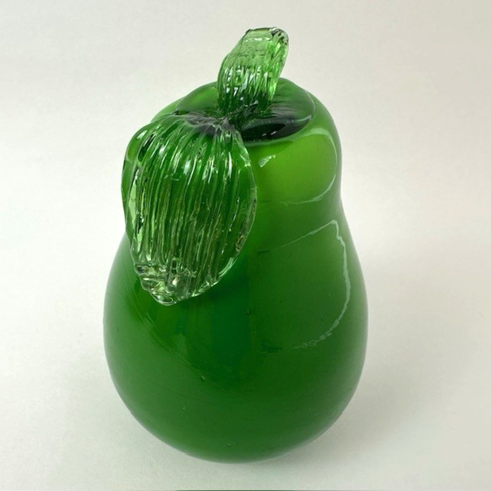 Art Glass Green Pear Hand Blown Fruit Paperweight Kitchen Decor Sculpture VTG